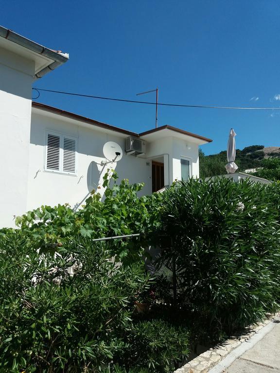 Apartment Maria Banjol Esterno foto